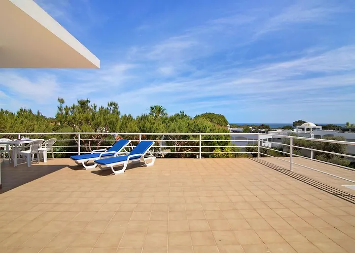 Yara With Terrace 아파트 알부페이라