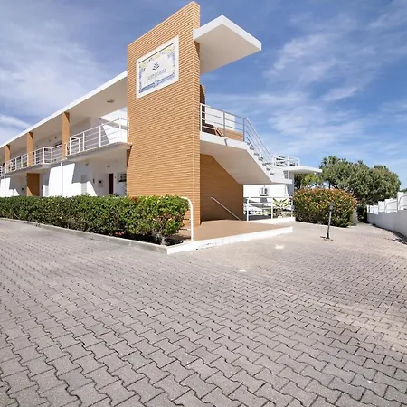 Apartment Yara With Terrace