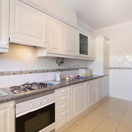 Yara With Terrace 阿尔布费拉